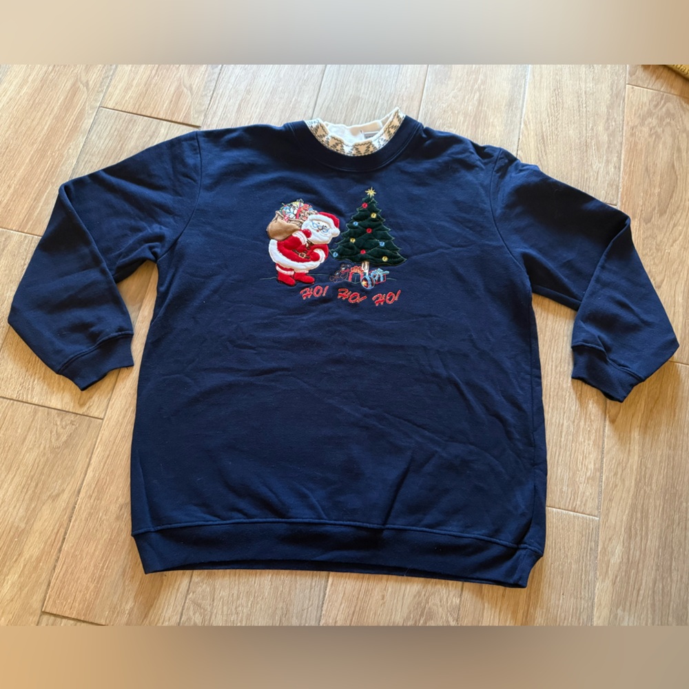 Vintage Navy Blue Holiday Sweatshirt Christmas Santa festive pullover Crewneck